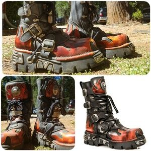 New Rock Flame Boots